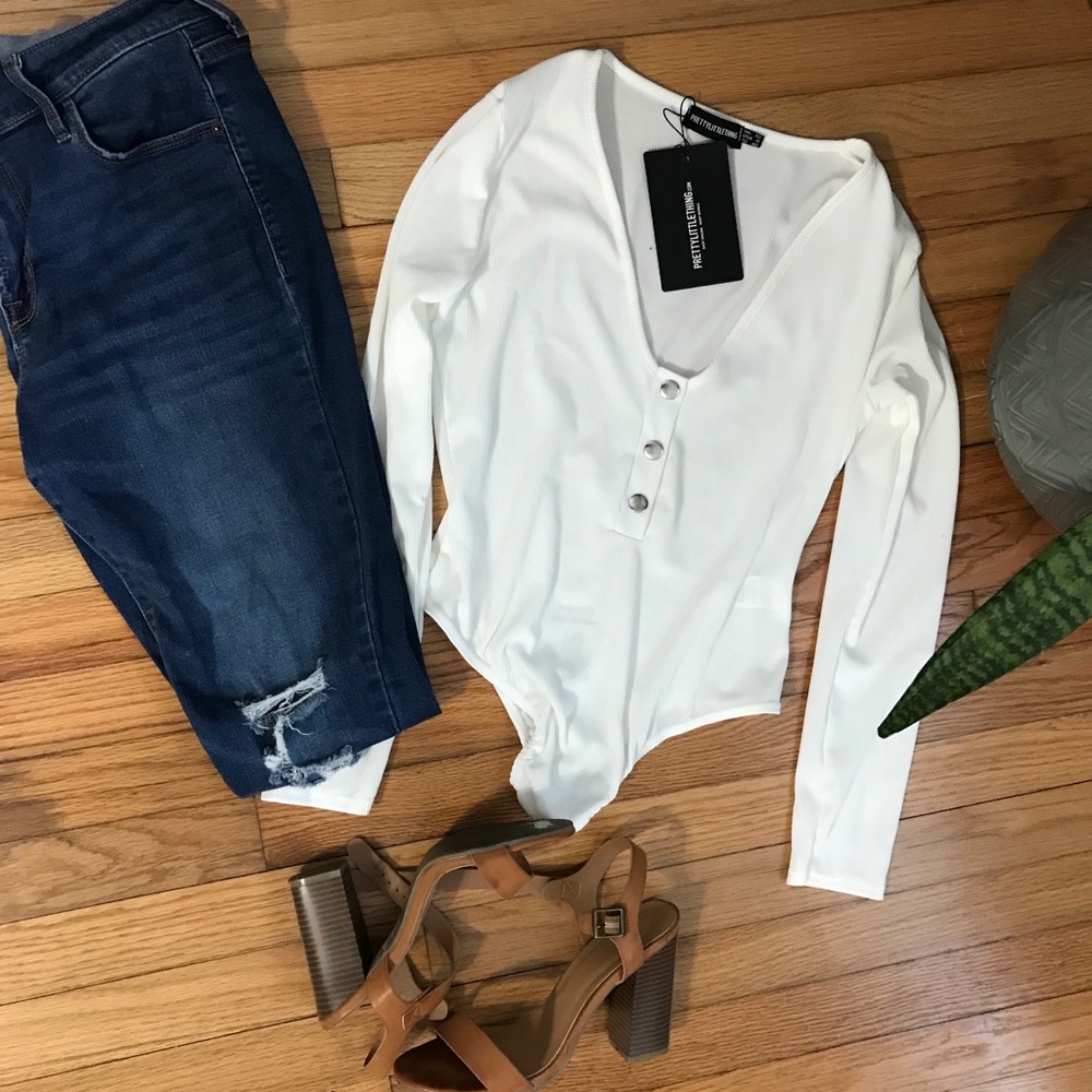 White button up ribbed long sleeve bodysuit